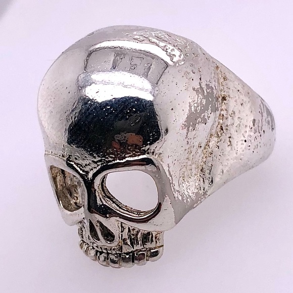 Men's Skull Ring - Picture 2 of 10